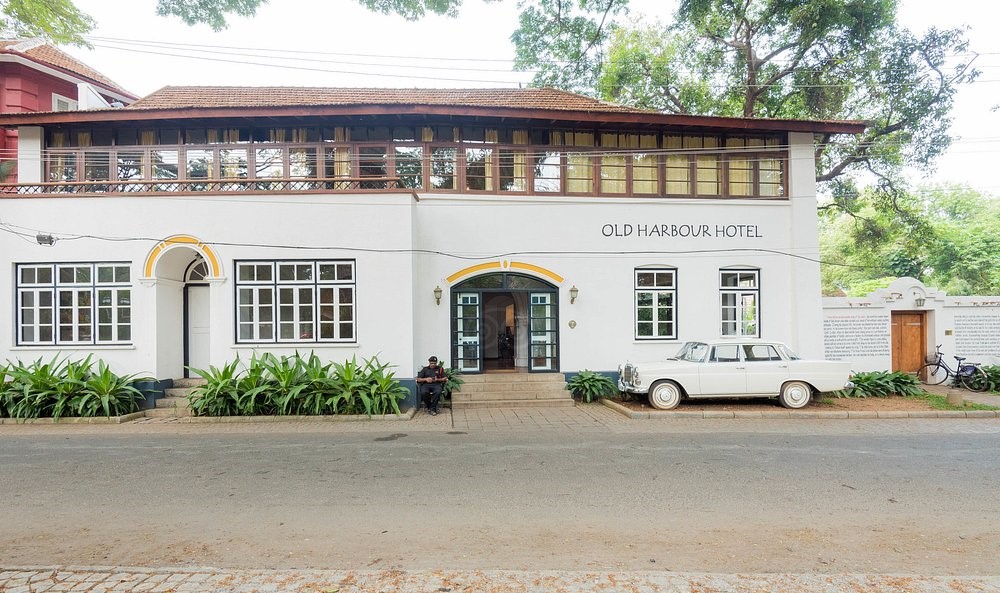 Old Harbour Hotel